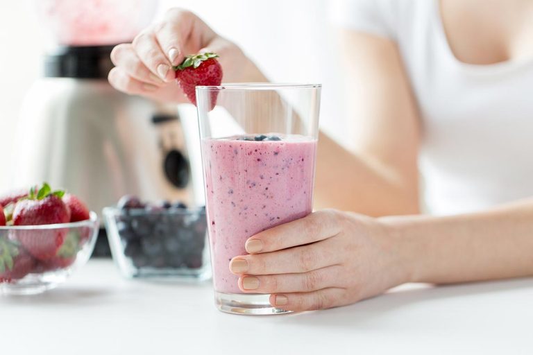 Greek Yogurt Smoothie Recipes for an Easy Protein Fix
